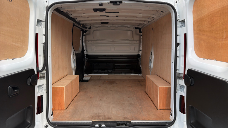 Renault Trafic Lwb Diesel LL30 Blue dCi 130 Extra [Safety] Van